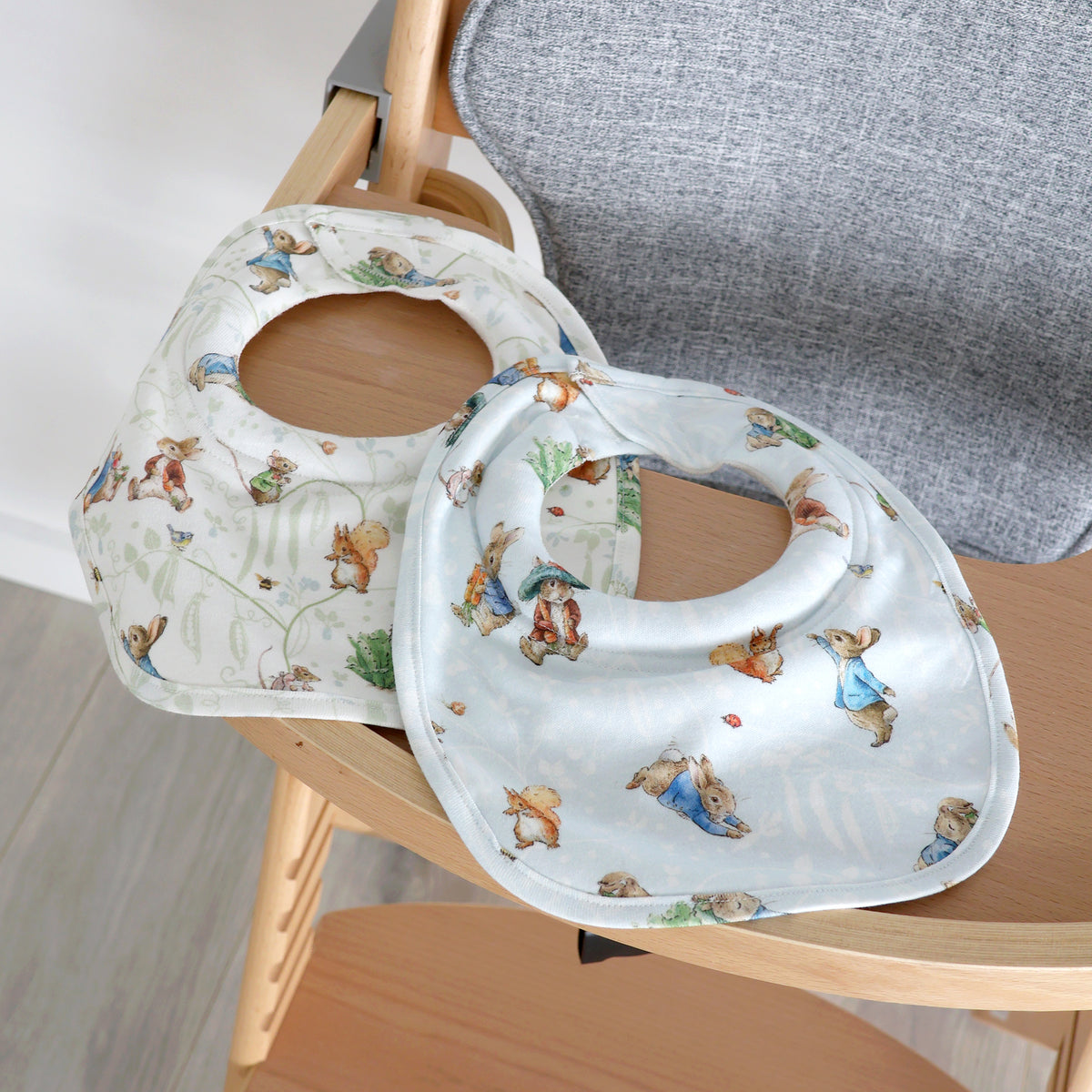 Peter Rabbit & Benjamin Bunny 2pk Dribble Bibs - Bubba Blue Australia